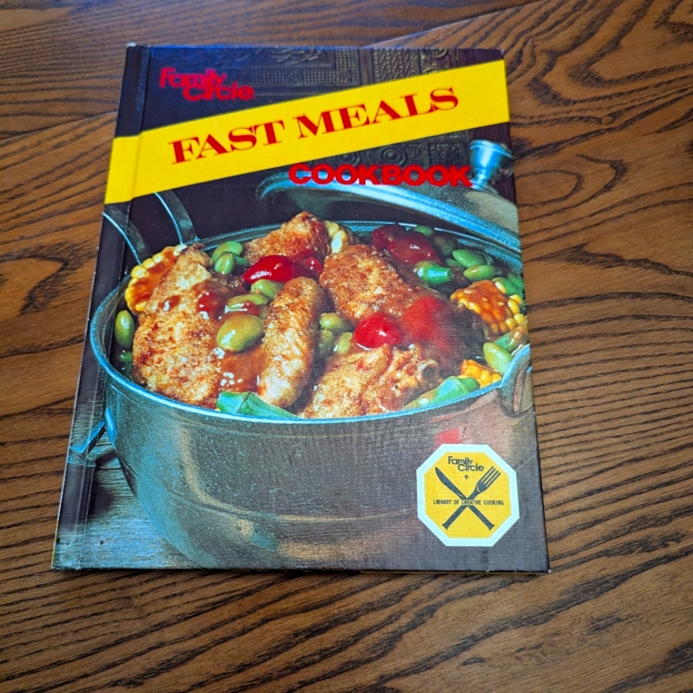 Vintage - Family Circle Fast Meals Cookbook. EUC. Vintage. 1978